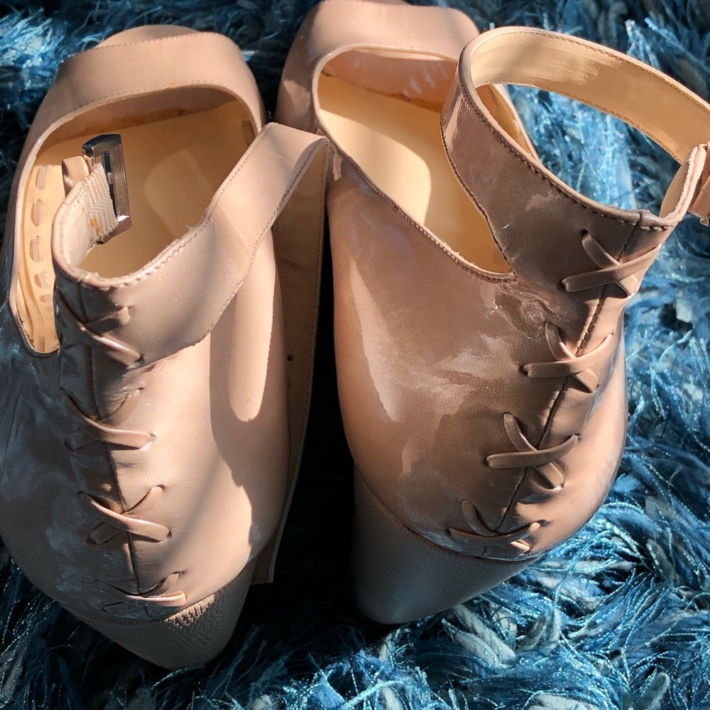 COPY - Shoes - Picture 5 of 5